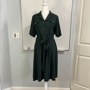 Bloomchic Dark Green Button-Up Dress w Pockets. 14-16 L